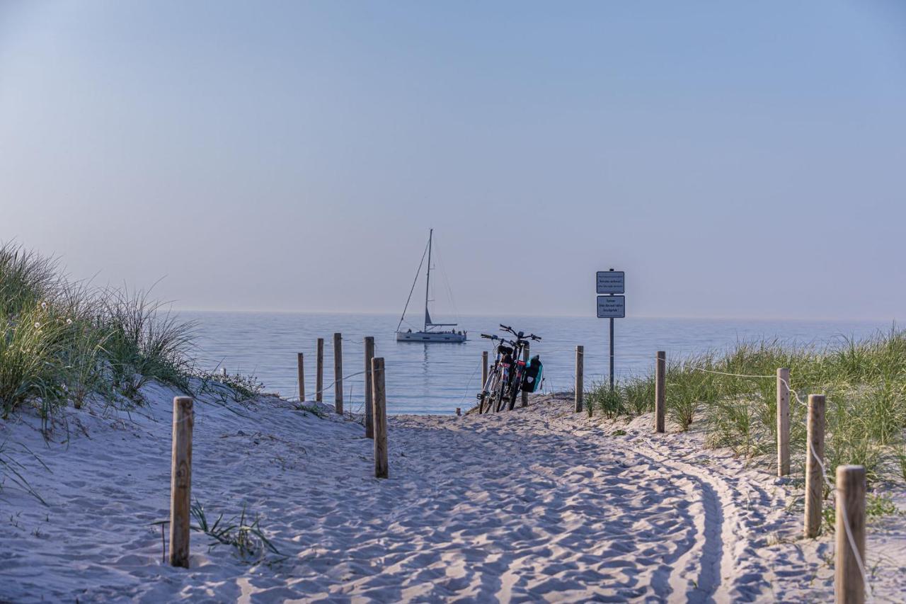 Aparthotel Zingst Exterior photo